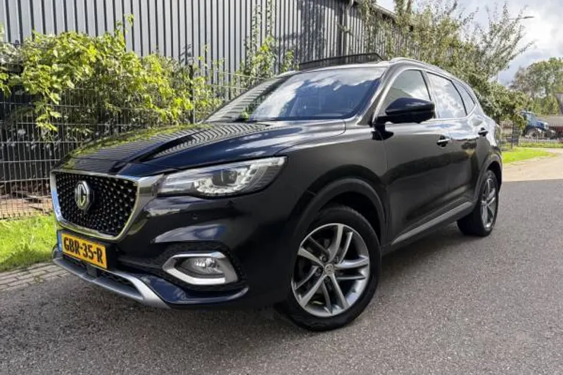 MG MG HS (2022)