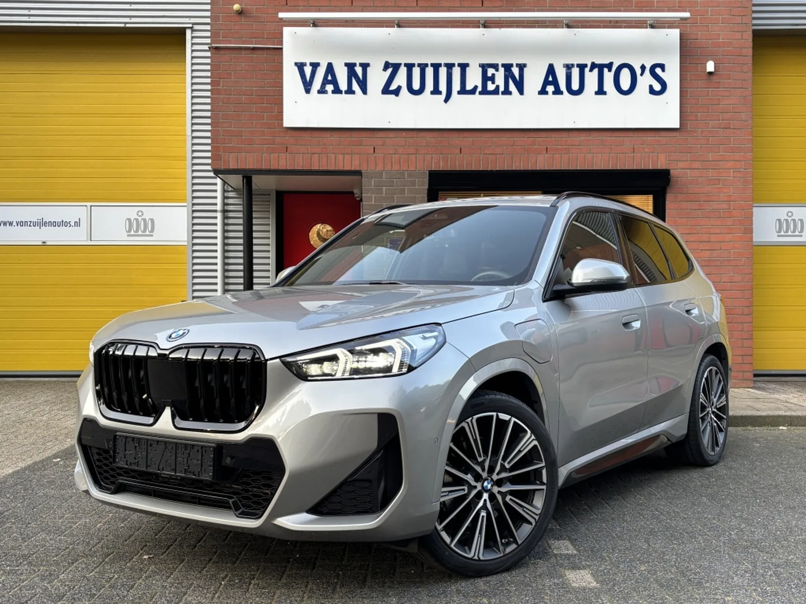 BMW X1 (2026) — foto 1