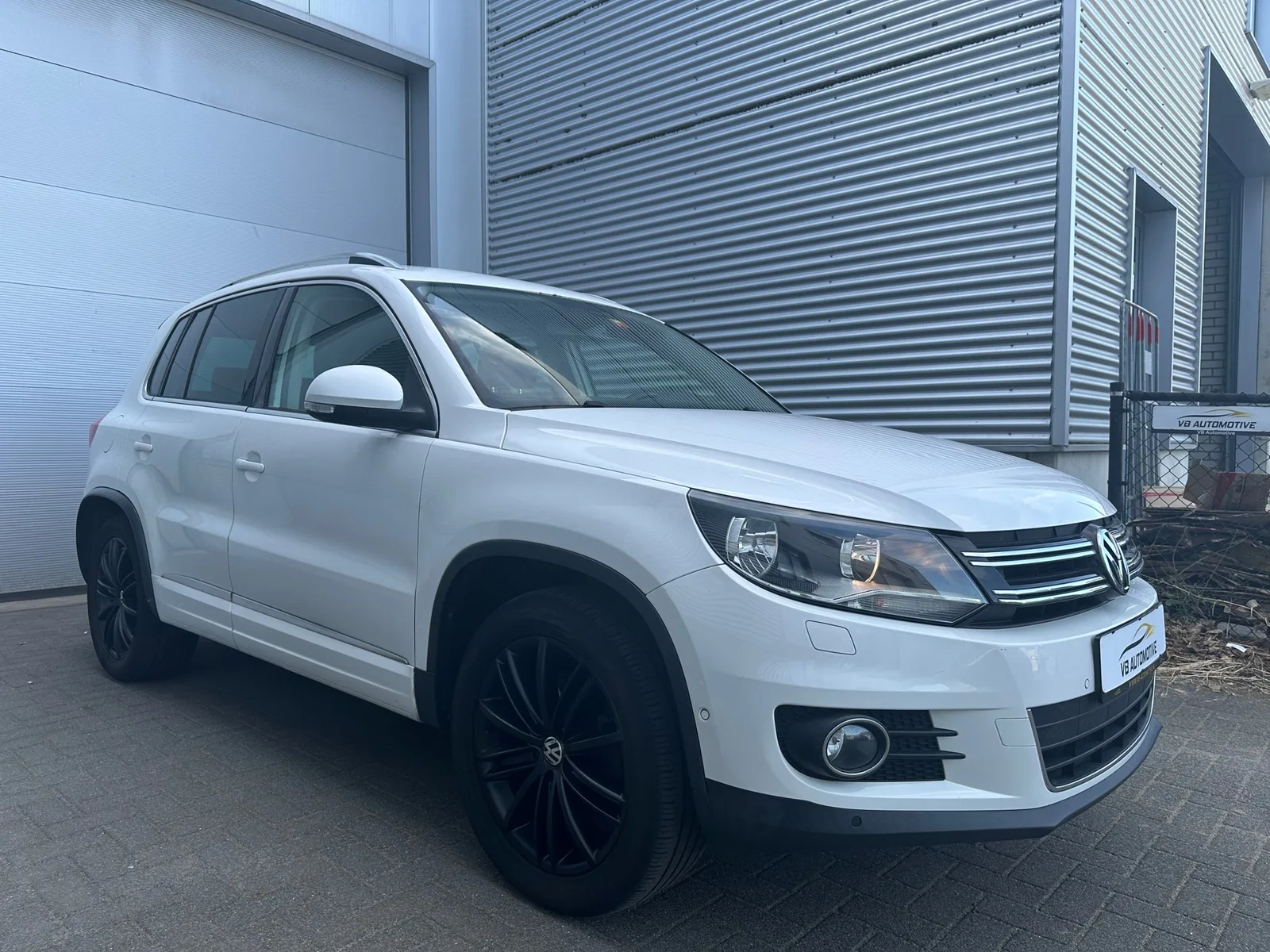 Volkswagen Tiguan (2013) — foto 1
