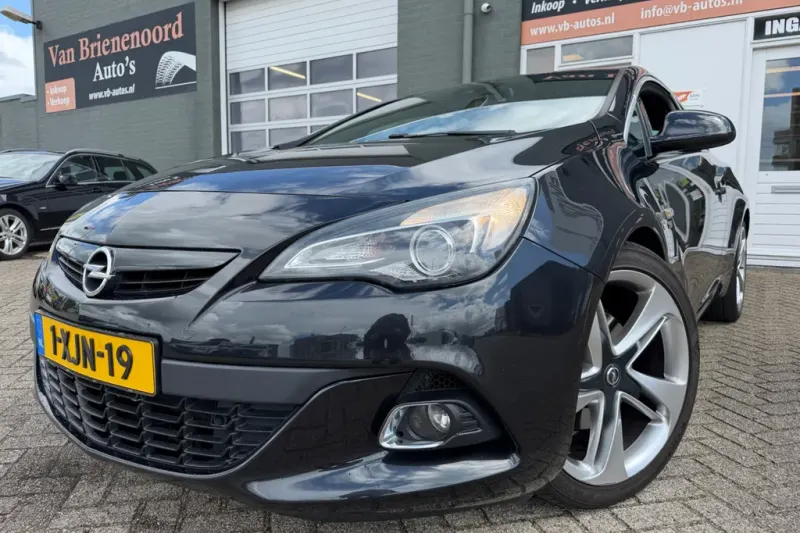 Opel Astra (2014)