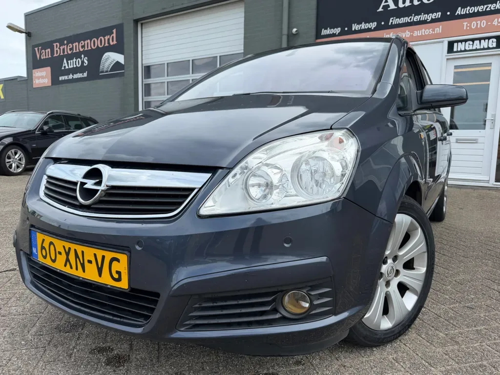 Opel Zafira (2007) — foto 1