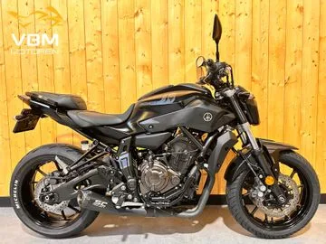 Yamaha MT-07 (2017) — foto 1