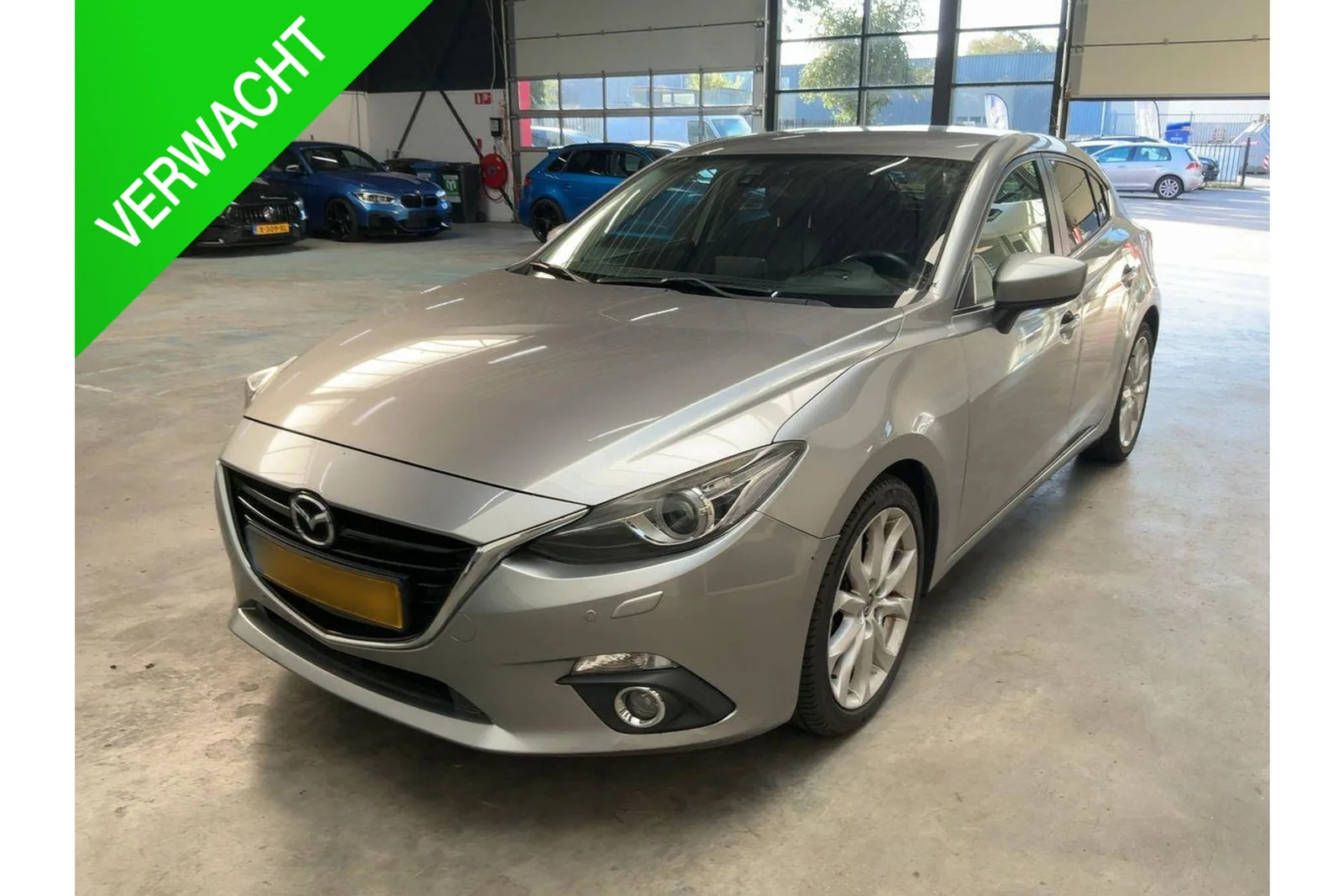 Mazda 3 (2015) — foto 1