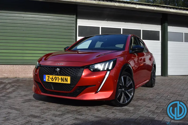 Peugeot 208 (2021)