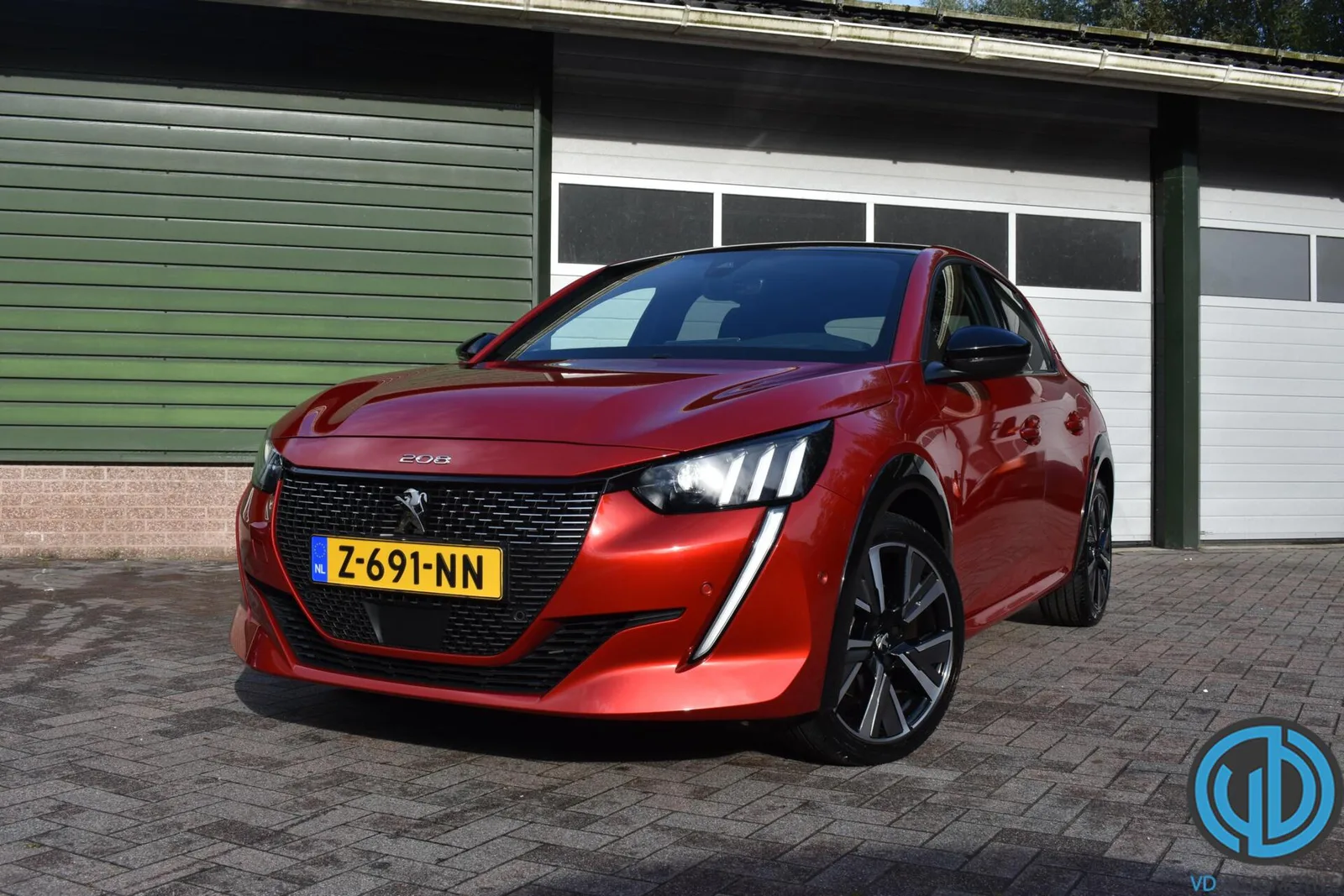 Peugeot 208 (2021) — foto 1