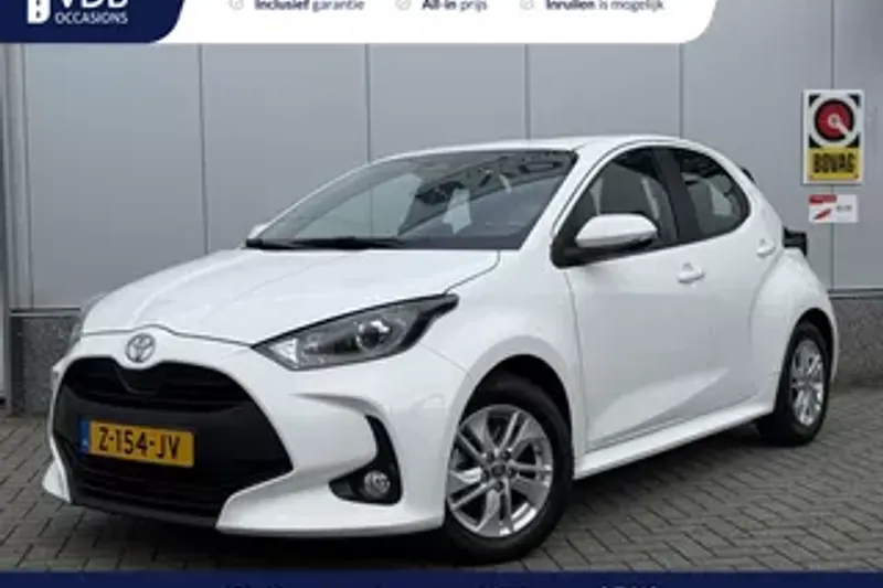 Toyota Yaris (2024)