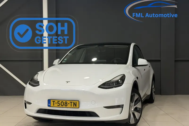 Tesla Model Y (2023)