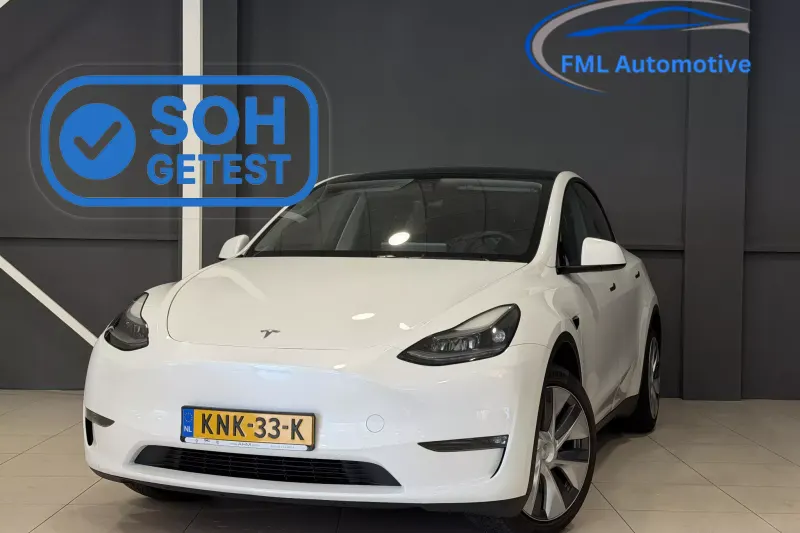 Tesla Model Y (2023)