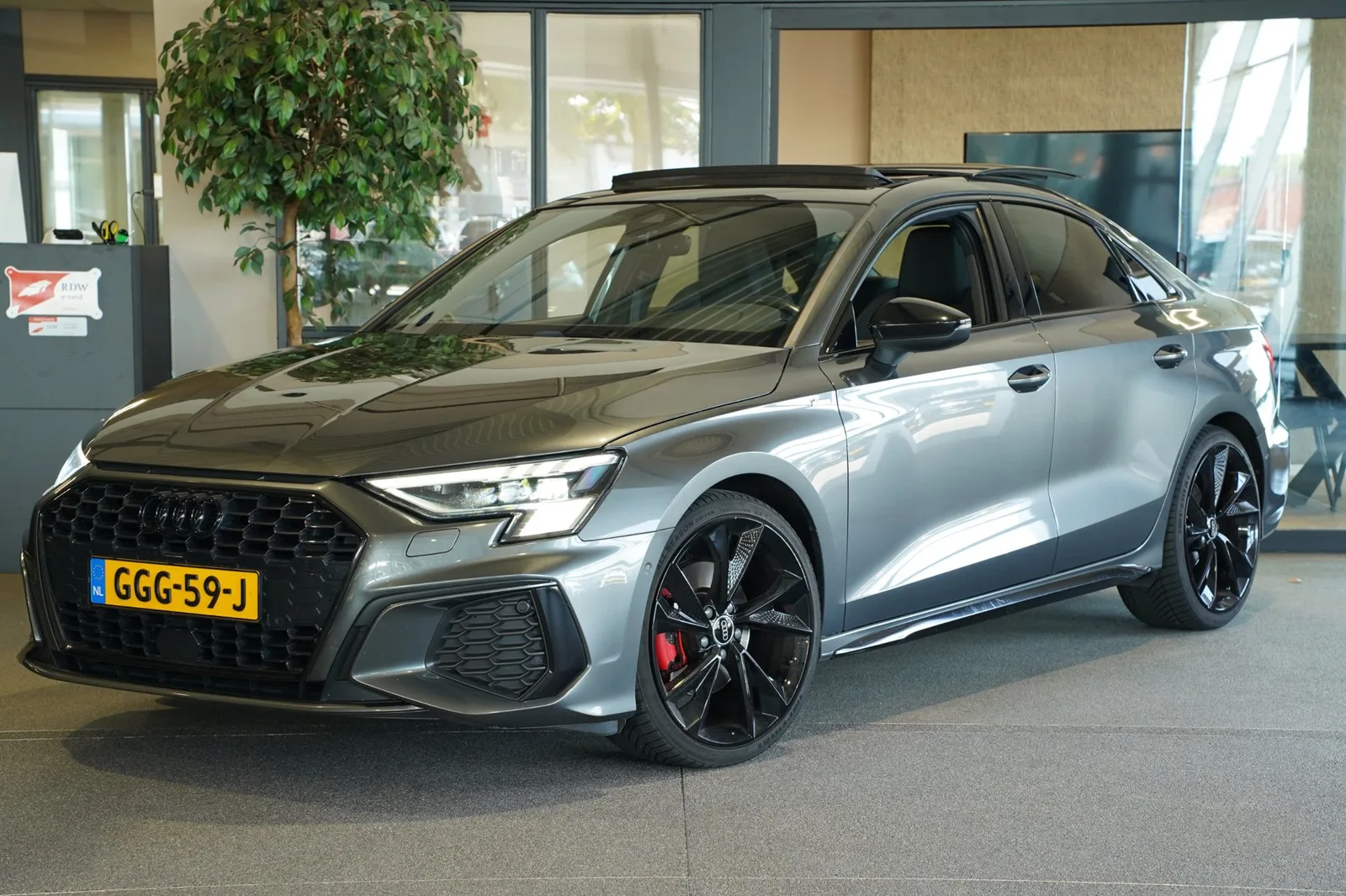Audi A3 (2021) — foto 1