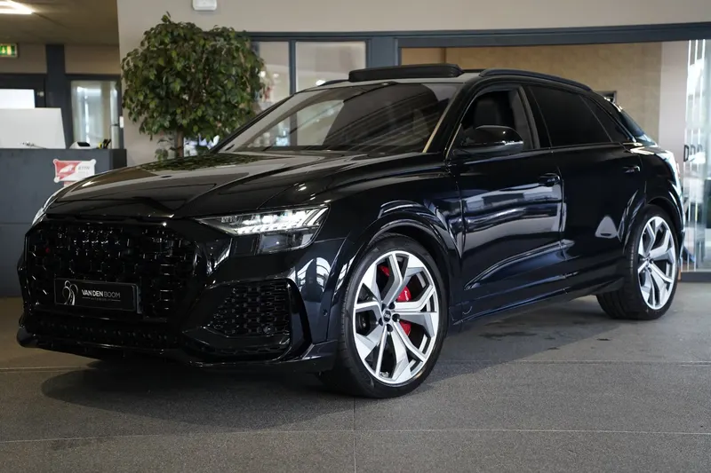 Audi RS Q8 (2022)