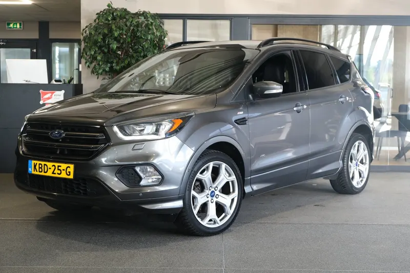 Ford Kuga (2017)