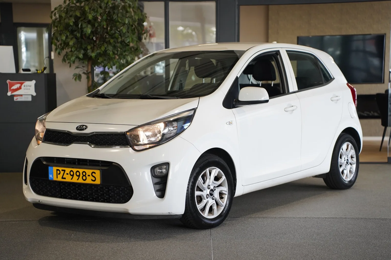 Kia Picanto (2017) — foto 1