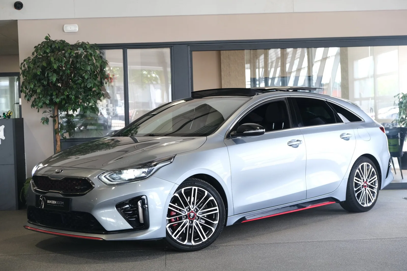 Kia Proceed (2019) — foto 1