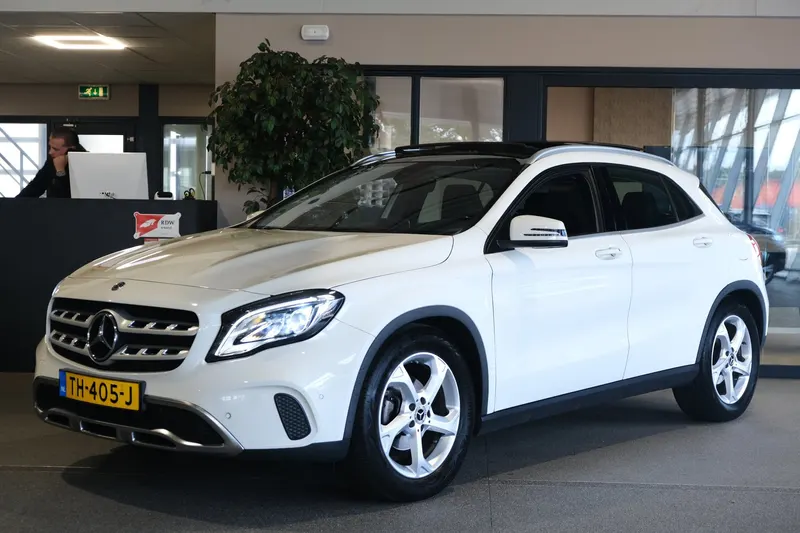 Mercedes-Benz GLA (2017)