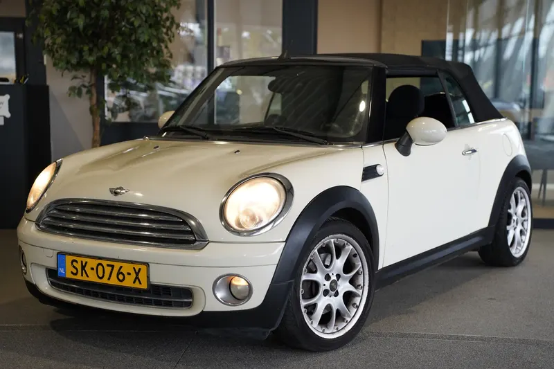 MINI Cabrio (2009)