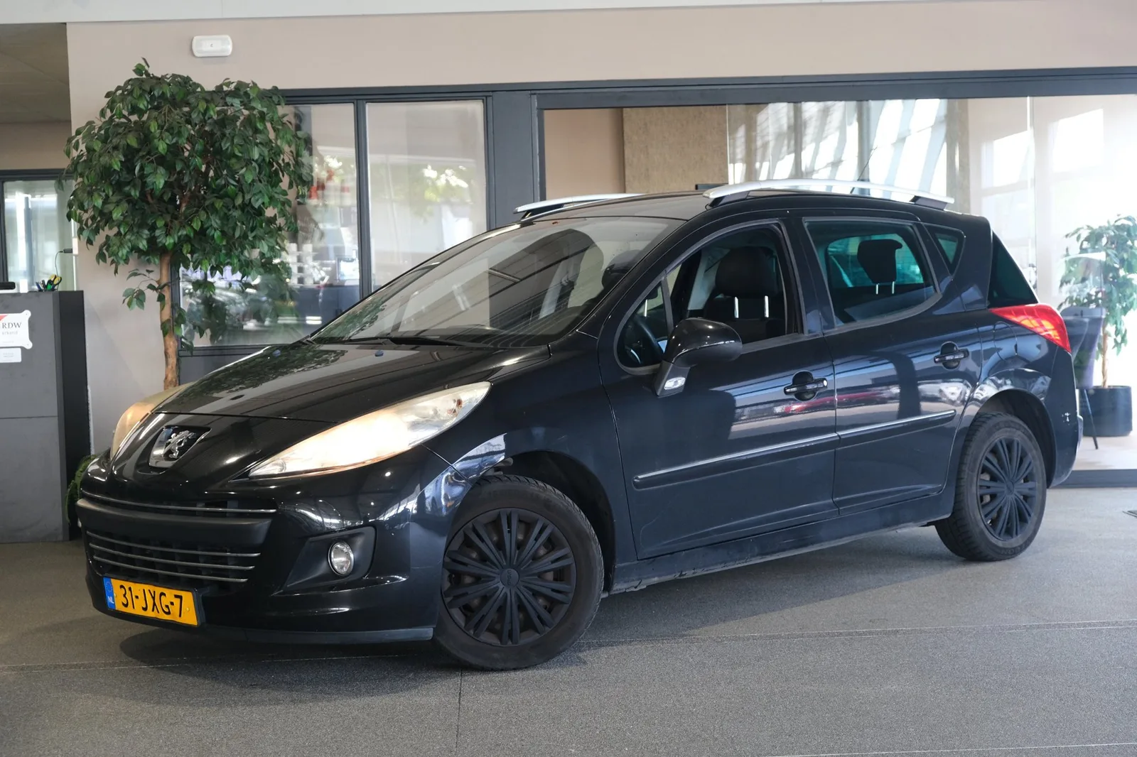 Peugeot 207 (2009) — foto 1
