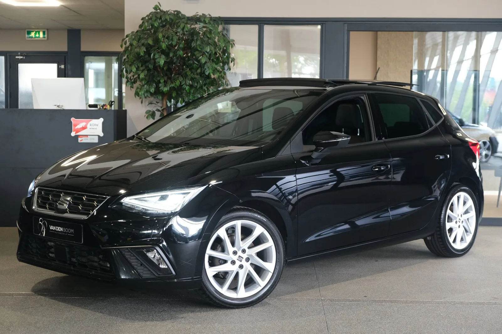 SEAT Ibiza (2023) — foto 1