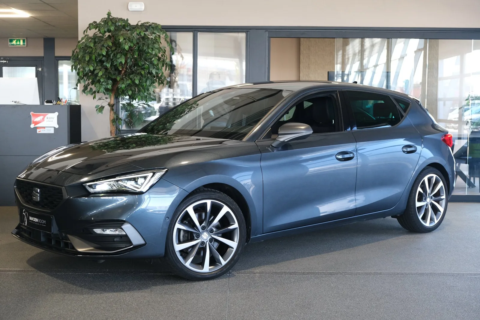SEAT Leon (2020) — foto 1