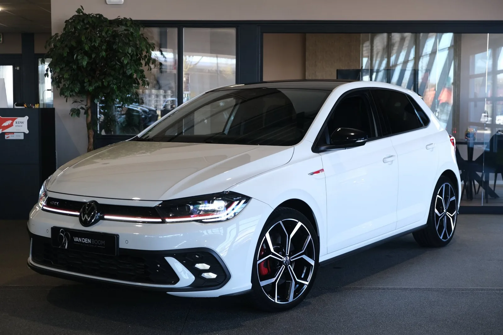 Volkswagen Polo (2021) — foto 1
