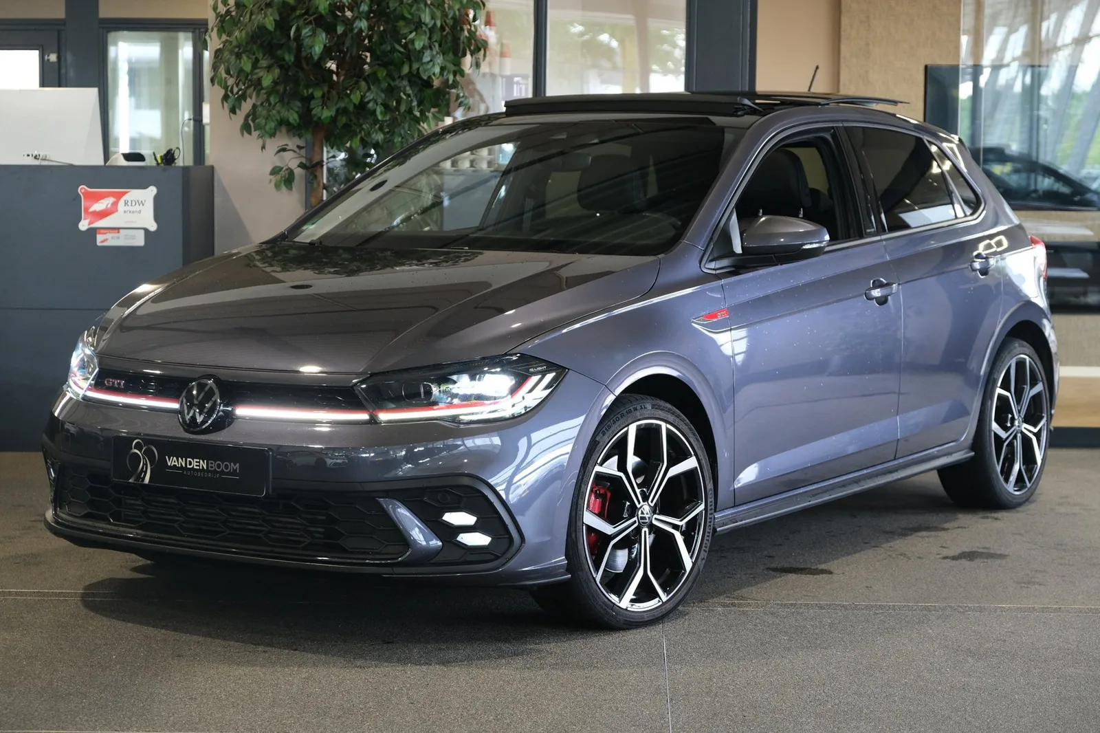 Volkswagen Polo (2023) — foto 1