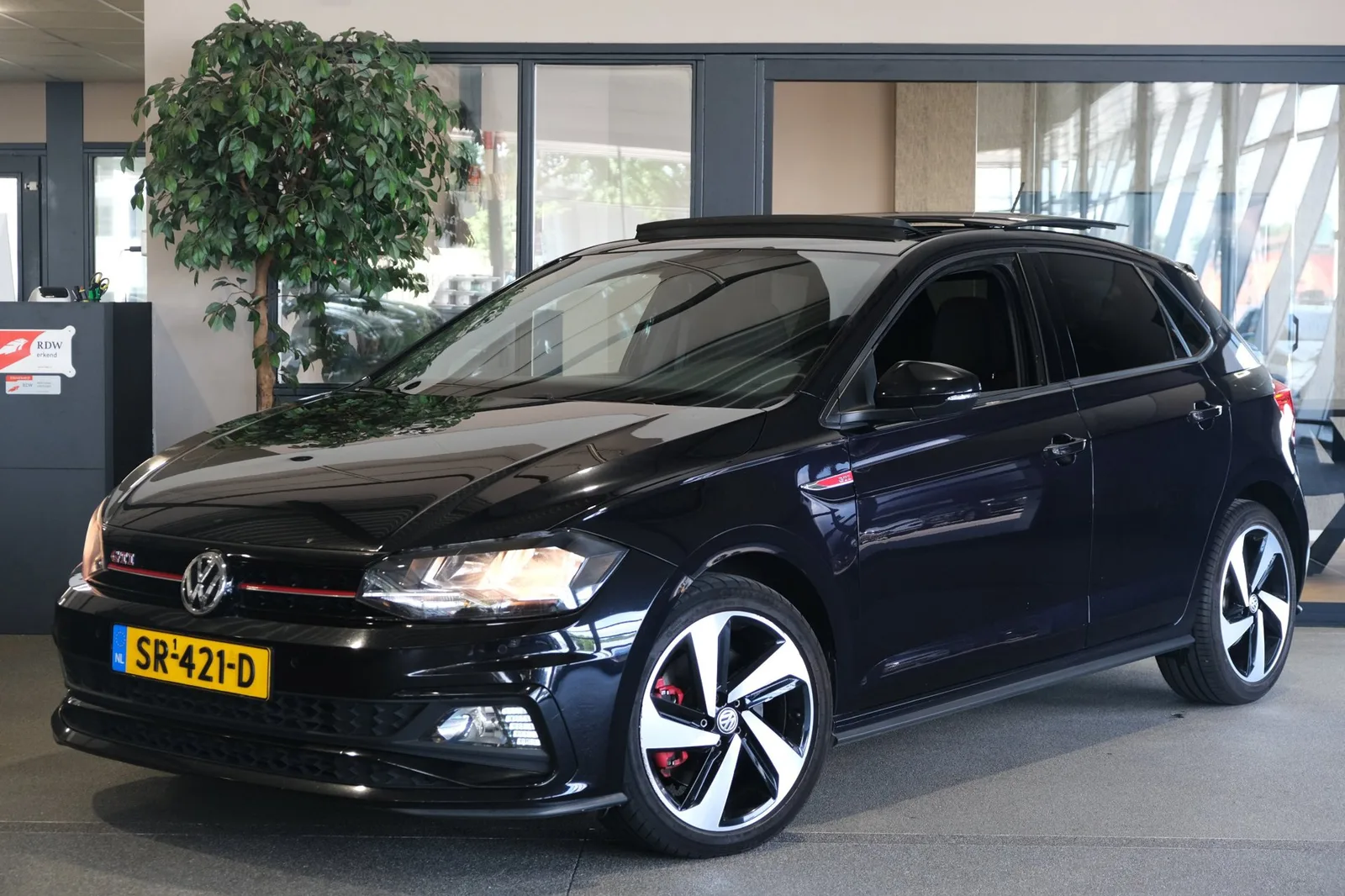 Volkswagen Polo (2018) — foto 1