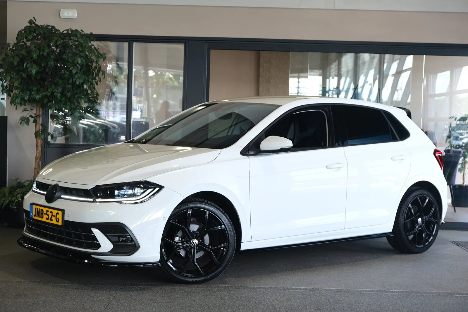 Volkswagen Polo (2022) — foto 1