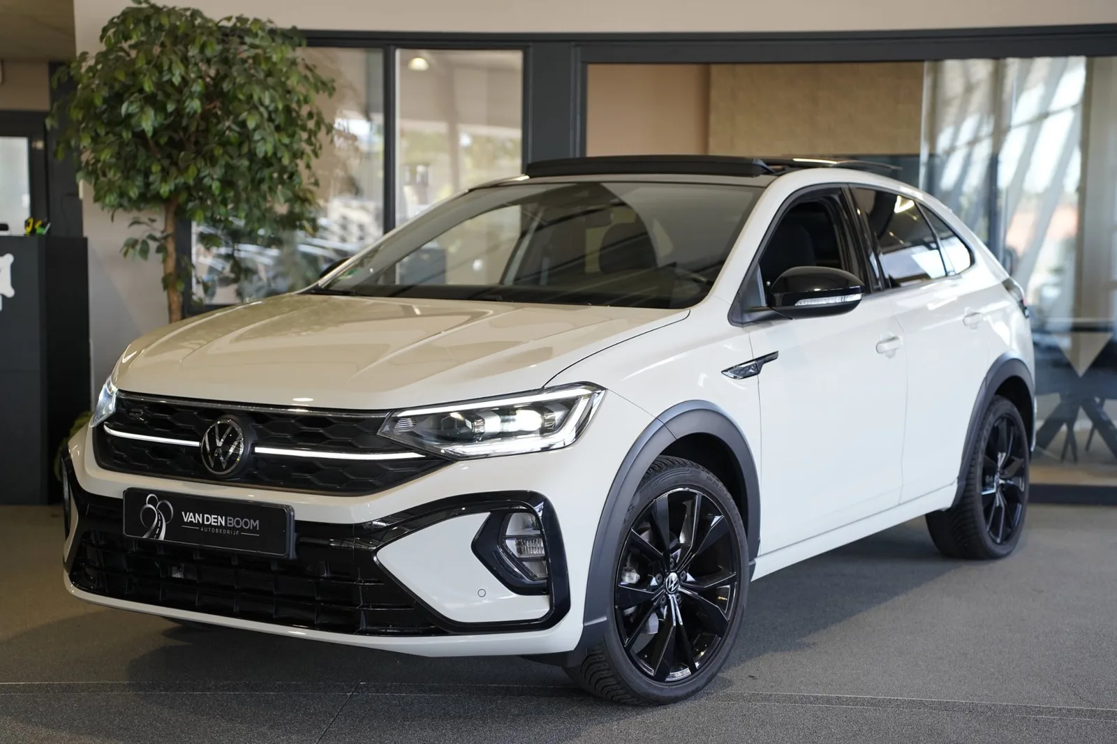 Volkswagen Taigo (2022) — foto 1