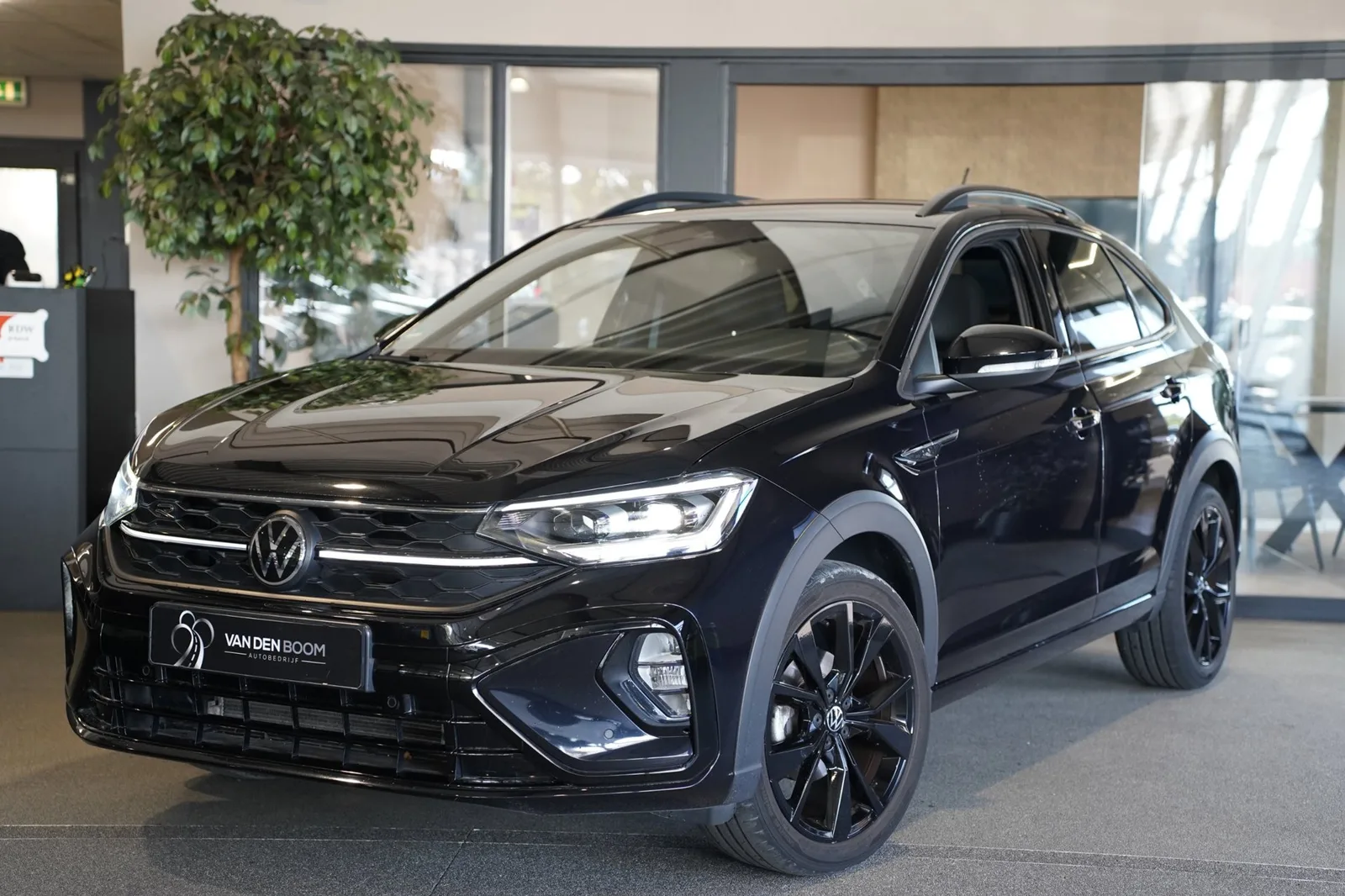 Volkswagen Taigo (2022) — foto 1