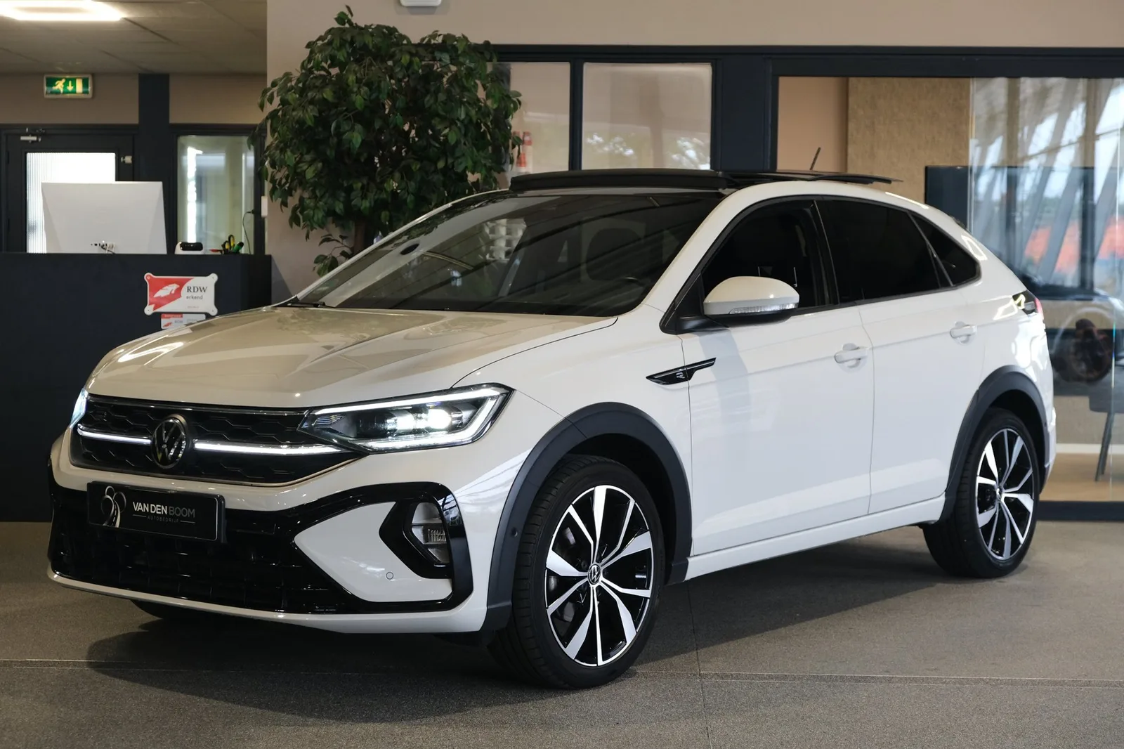 Volkswagen Taigo (2022) — foto 1