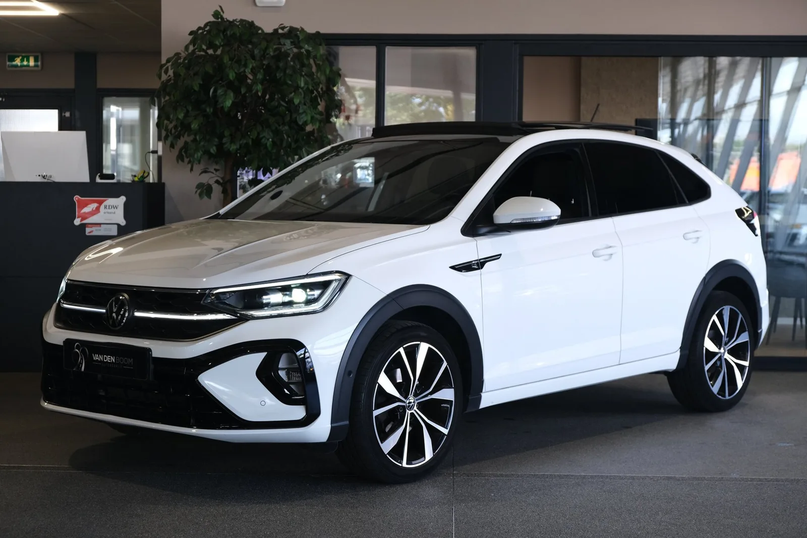 Volkswagen Taigo (2022) — foto 1