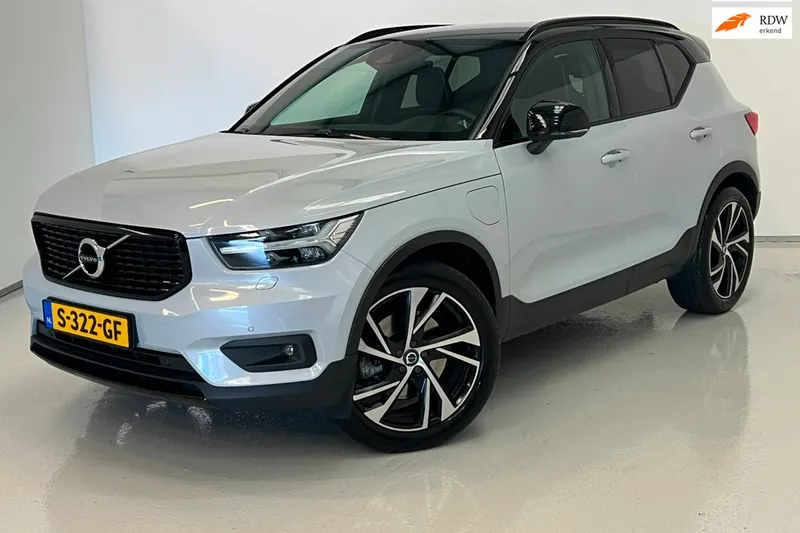 Volvo XC40 (2022)