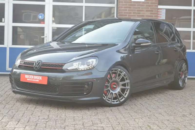 Volkswagen Golf (2011)