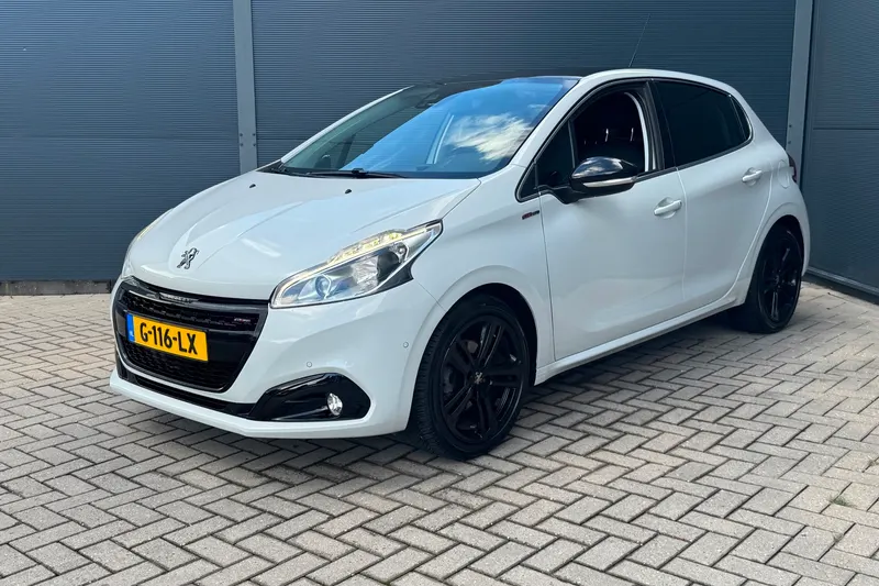 Peugeot 208 (2016)