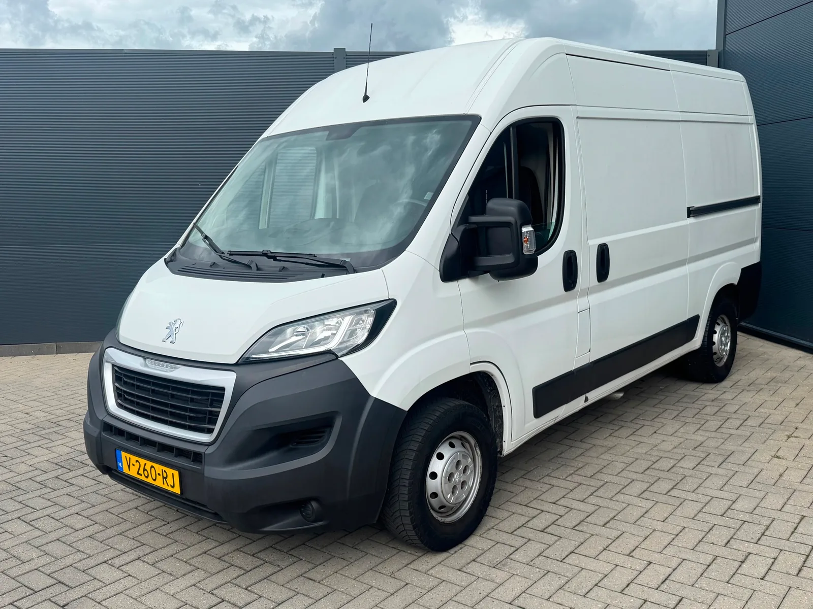 Peugeot Boxer (2018) — foto 1