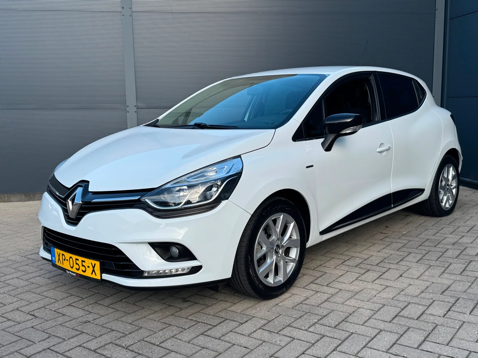 Renault Clio (2019) — foto 1