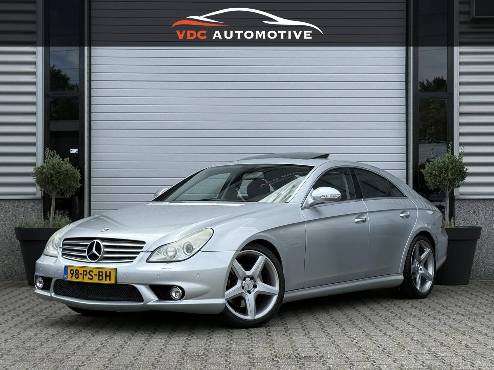 Mercedes-Benz CLS-Klasse (2004) — foto 1