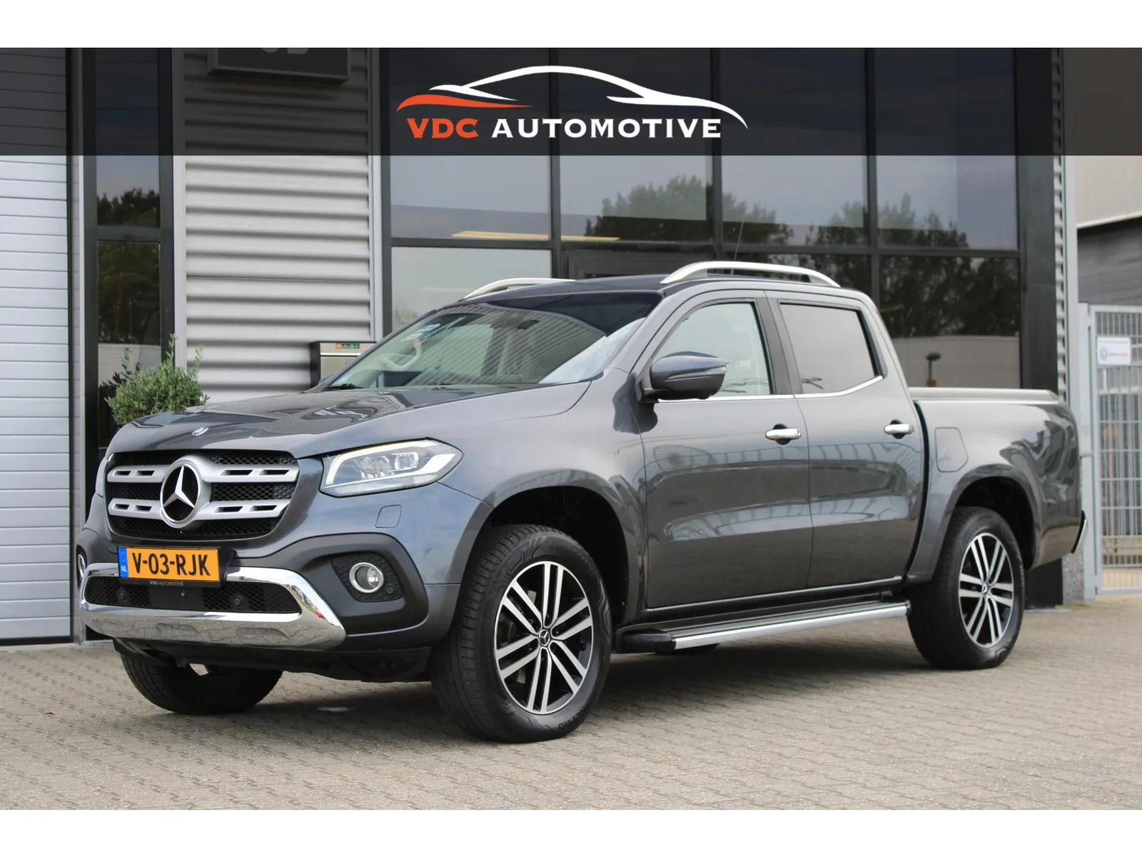 Mercedes-Benz X-Klasse (2019) — foto 1