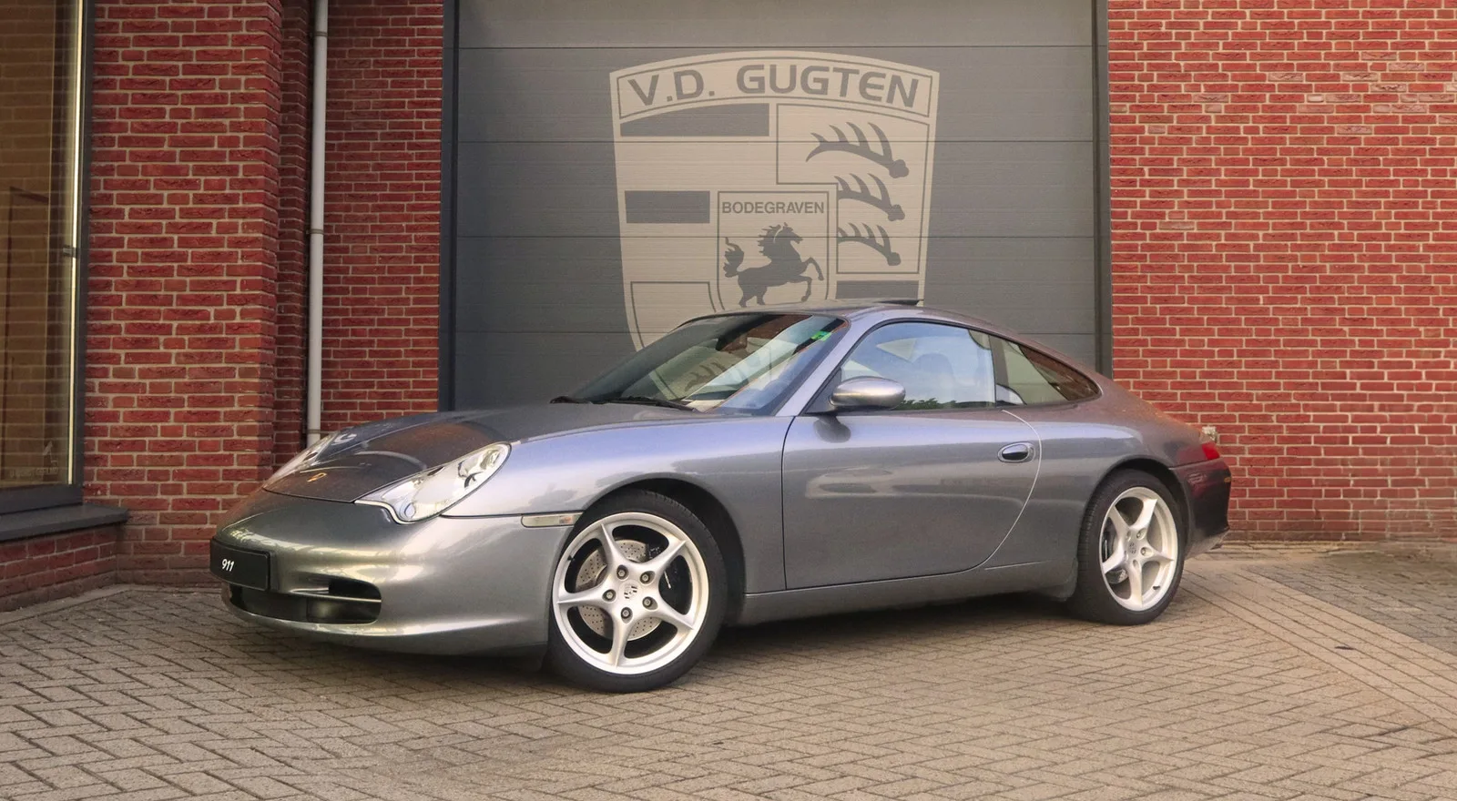 Porsche 911 (2003) — foto 1