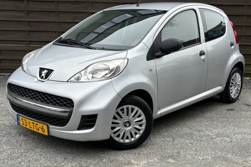 Peugeot 107 (2010)