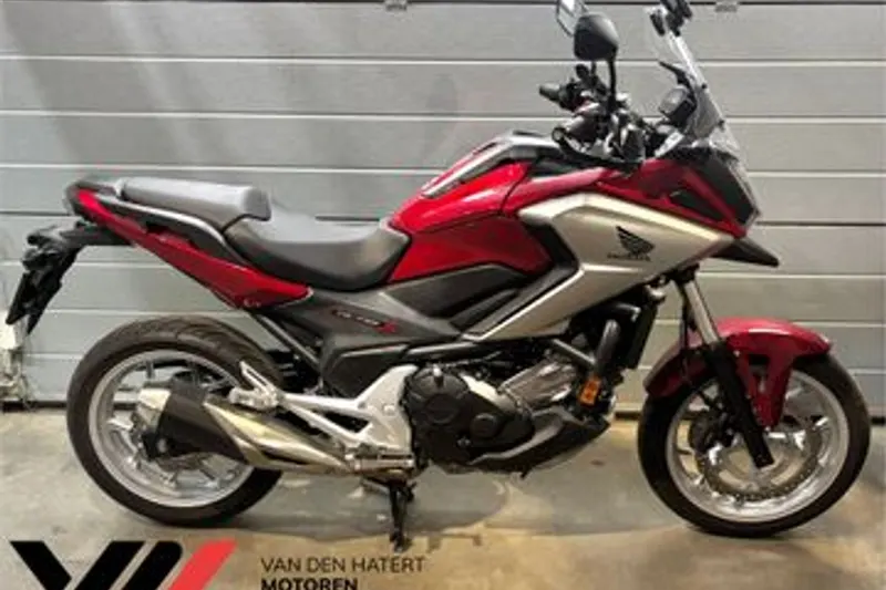 Honda NC750X (2017)