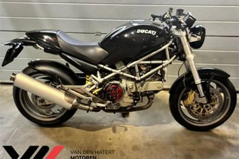 Ducati M (2002)