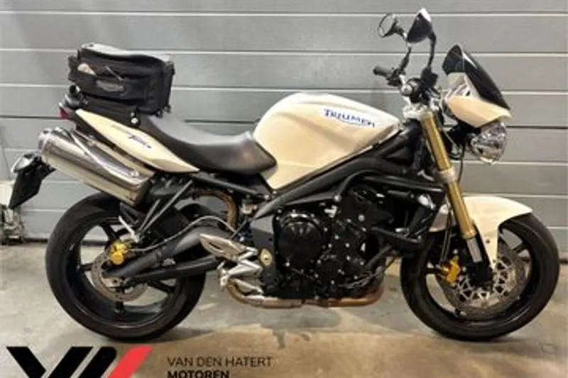 Triumph Street Triple 675 (2010)