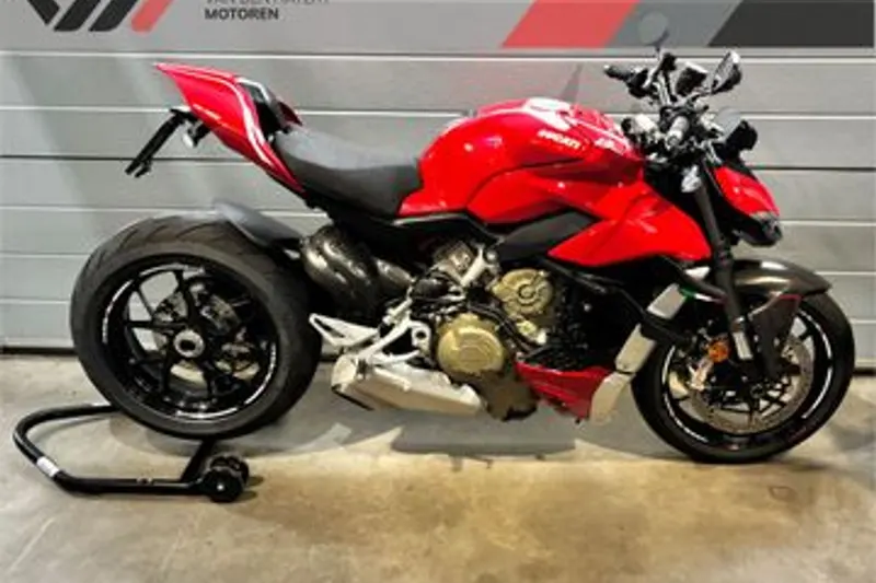 Ducati Streetfighter V4 (2020)