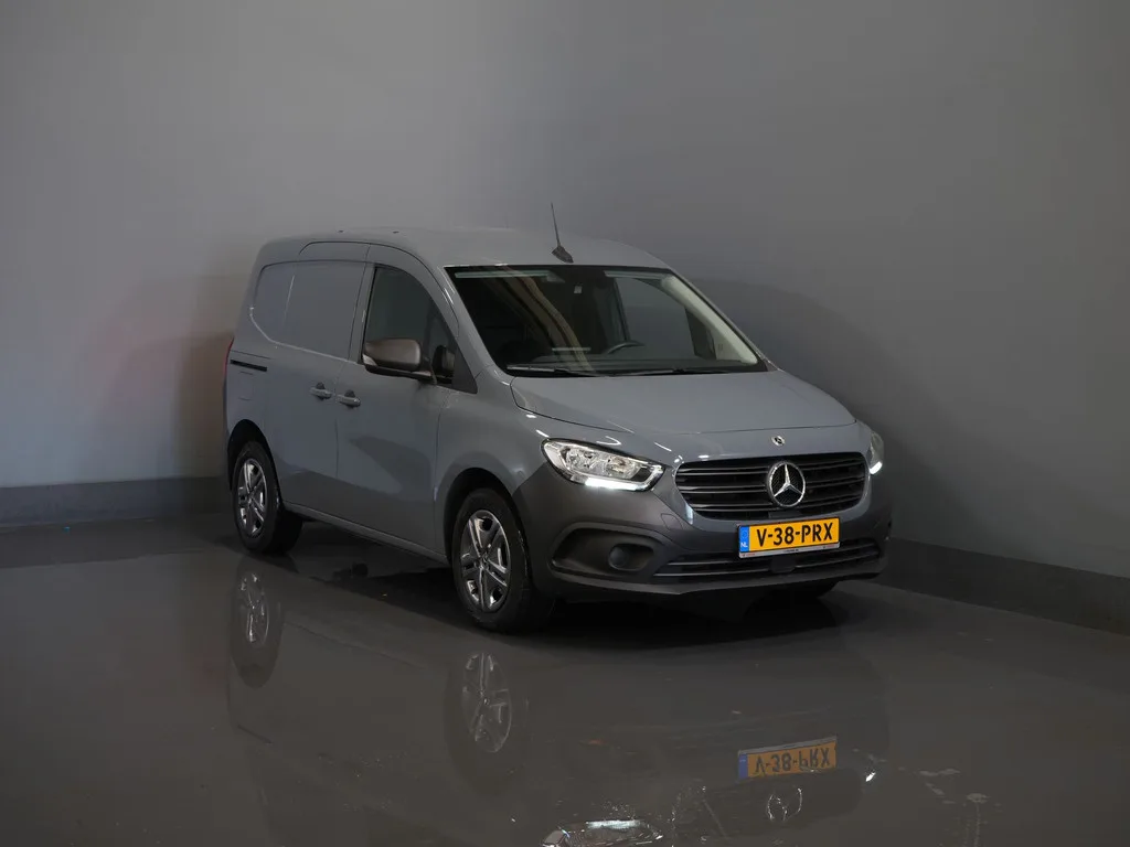 Mercedes-Benz Citan (2023) — foto 1