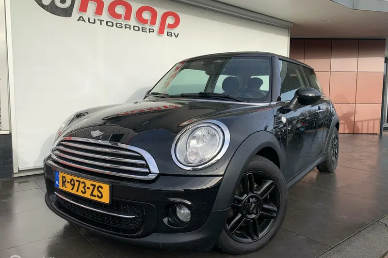 MINI Mini (2012)