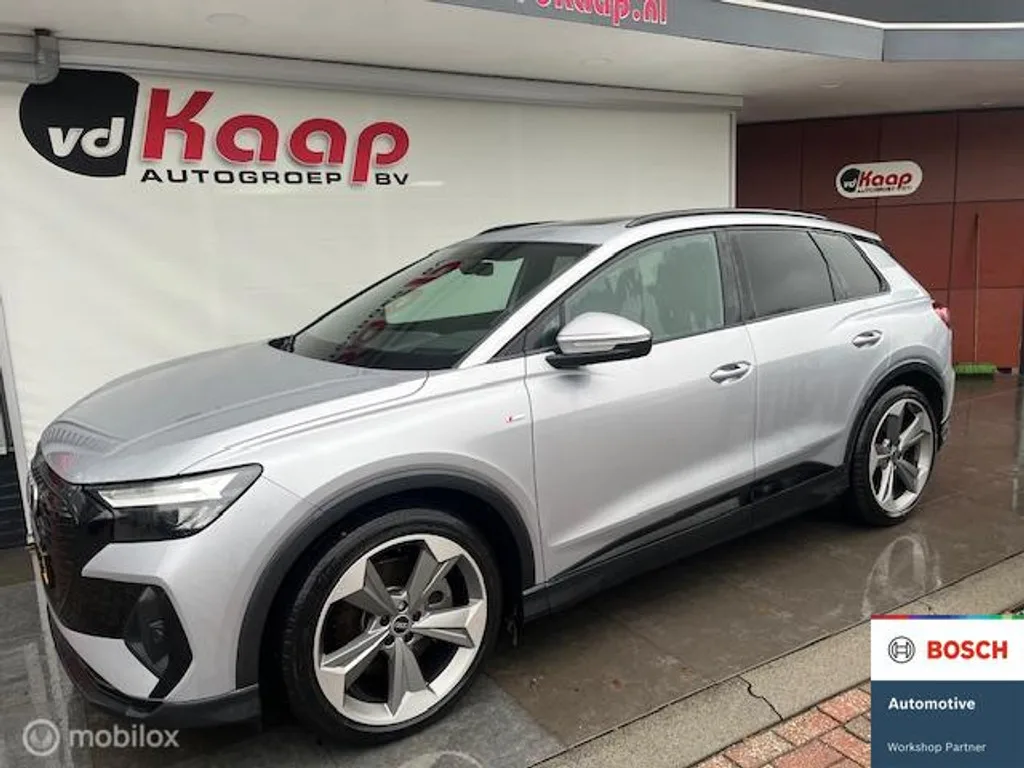 Audi Q4 e-tron (2021) — foto 1