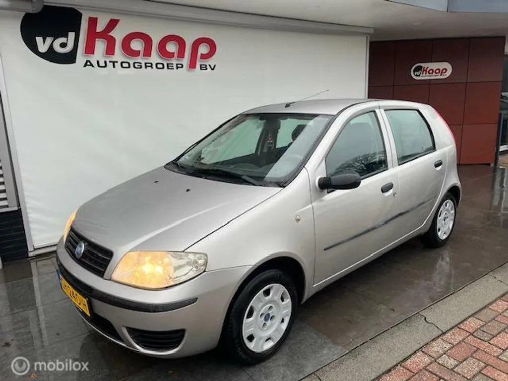 Fiat Punto (2003) — foto 1