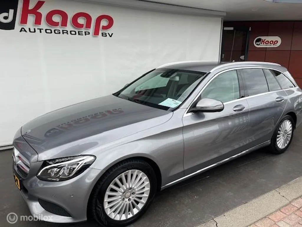 Mercedes-Benz C-Klasse (2015) — foto 1