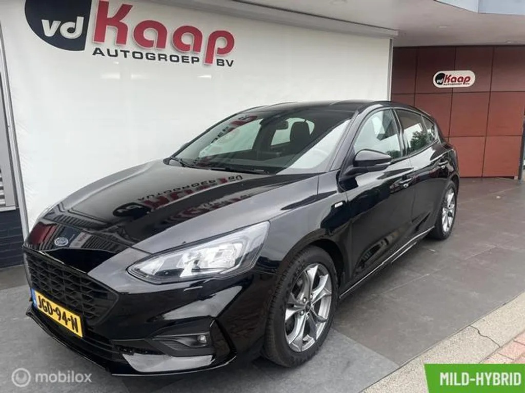 Ford Focus (2020) — foto 1