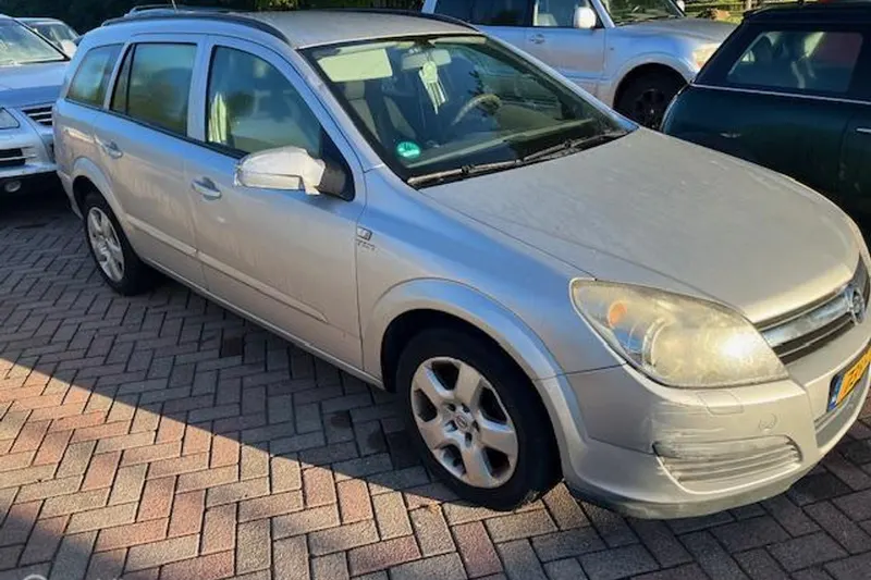 Opel Astra (2005)